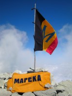 Bendera Mapeka di Puncak Arjuno - July 11, 2011